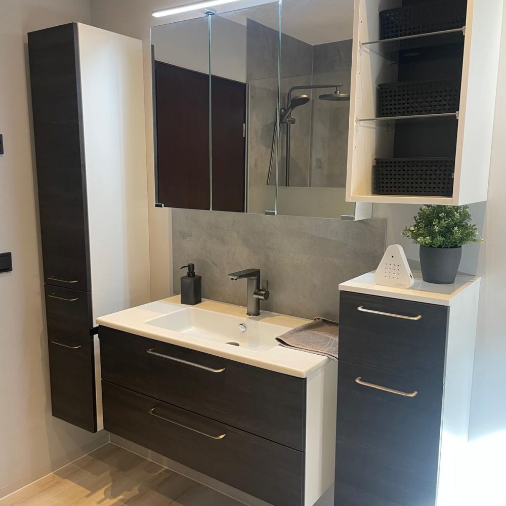 Komplettbadsanierung mit Walk-in-Dusche in Niestetal 10